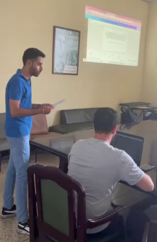 Andy teaching at Havana University